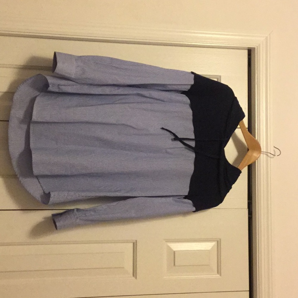 Lined Long-Sleeved shirt with a hoodie